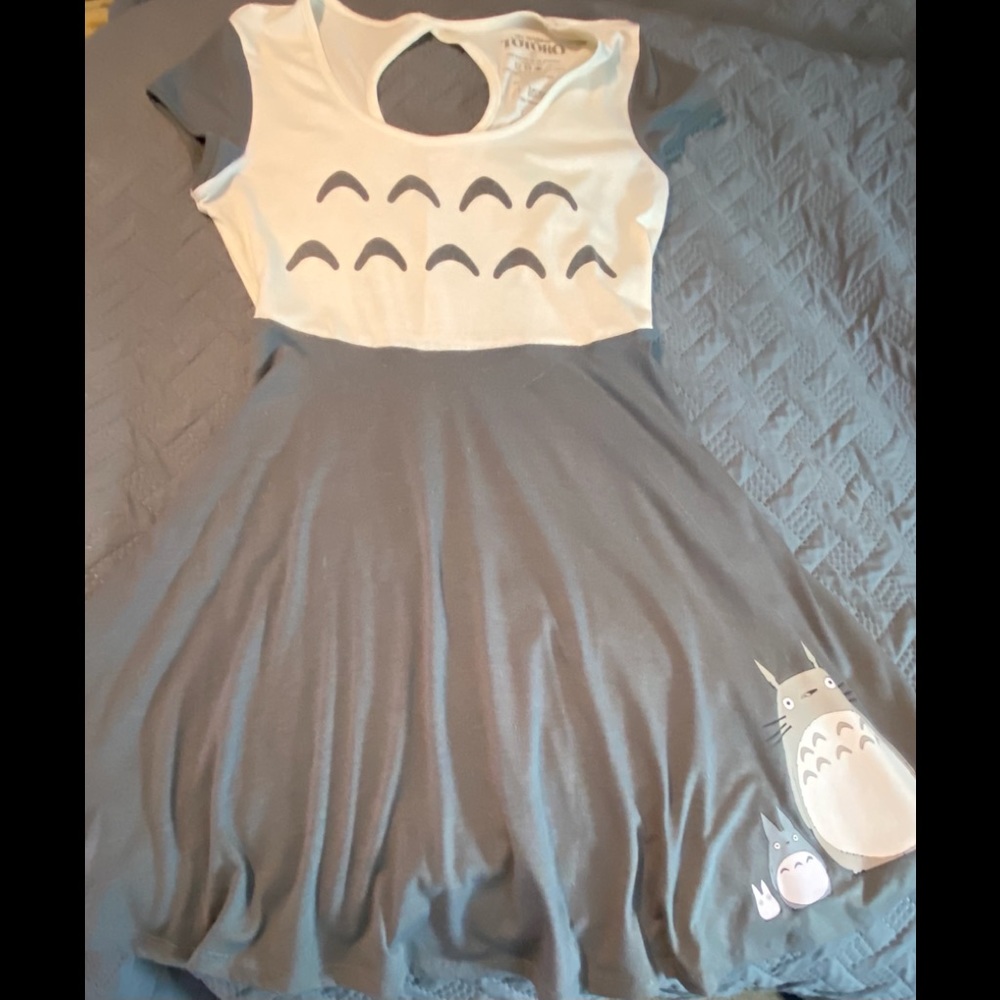 Gray & Off-White Midi Dress TOTORO - Hot Topic